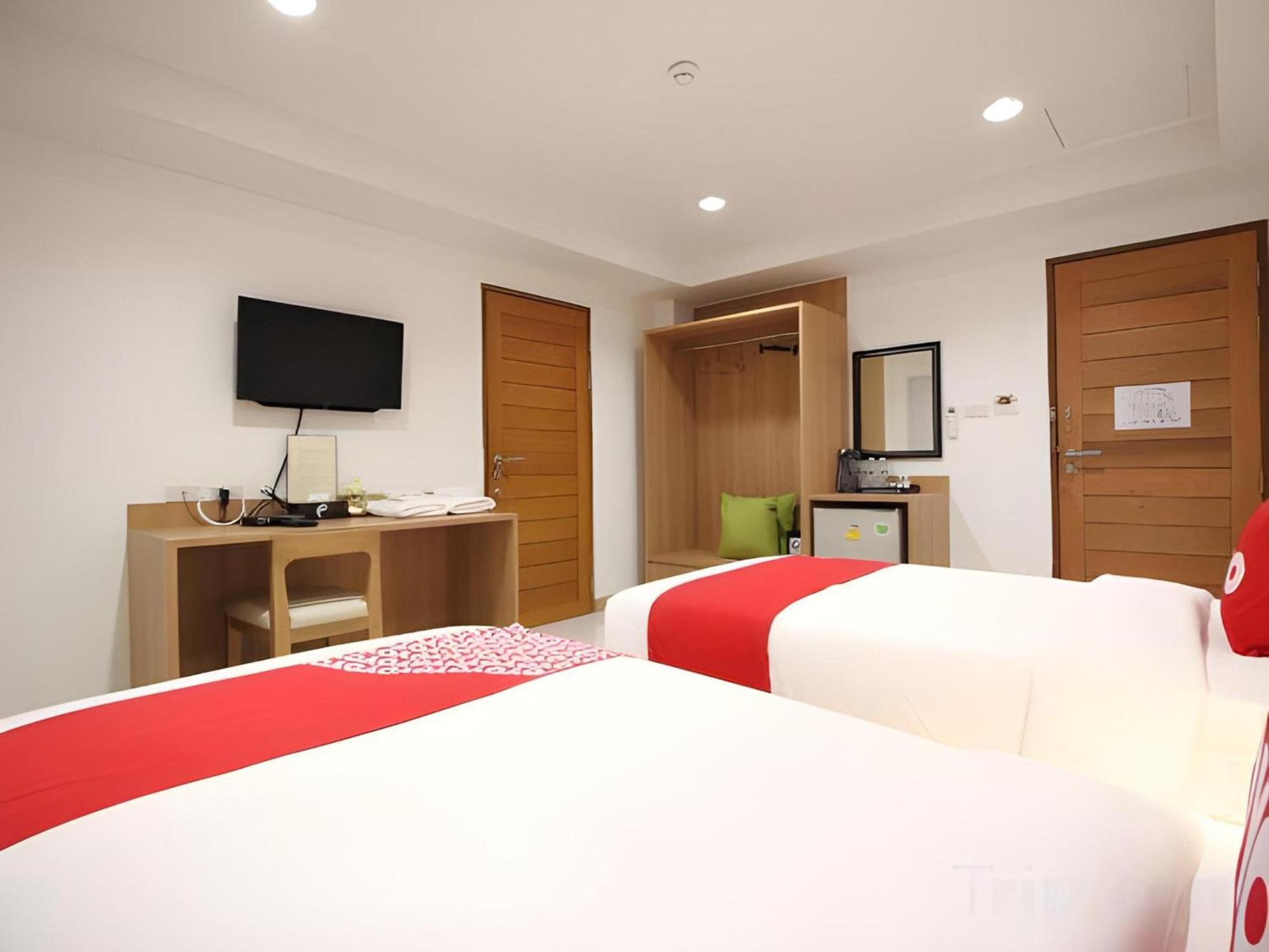 Super Oyo 483 Pannee Hotel Khaosan Bangkok Luaran gambar